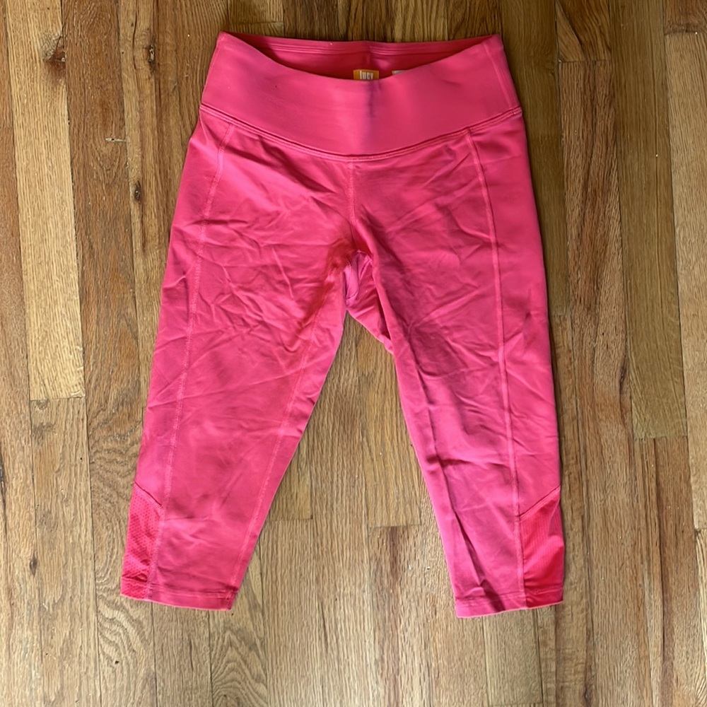 Lucy ultimate training capri legging